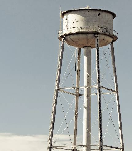 DID YOU KNOW WHY WATER TANKS ARE ALWAYS AT HEIGHTS?
